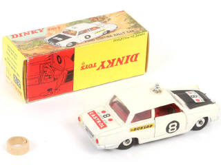 Lot 289 - DINKY TOYS (GB) (1)