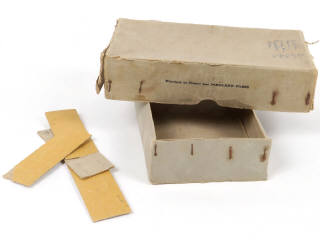 Lot 273 - DINKY TOYS (FRANCE) (4)