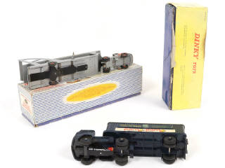 Lot 261 - DINKY TOYS (FRANCE) (2)