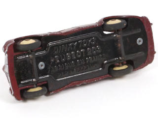 Lot 234 - DINKY TOYS (FRANCE) (1)