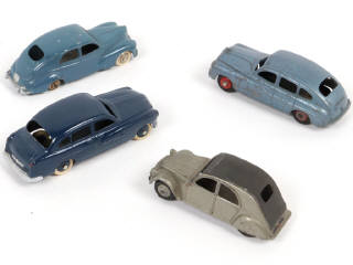 Lot 272 - DINKY TOYS (FRANCE) (4)