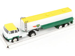 Lot 143 - DAN-TOYS (FRANCE) (1)