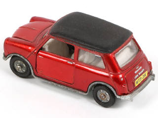 Lot 291 - DINKY TOYS (GB) (1)