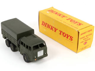 Lot 280 - DINKY TOYS (FRANCE) (1)