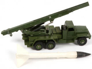 Lot 318 - DINKY TOYS (GB) (1)