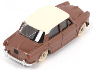 Lot 276 - DINKY TOYS (FRANCE) (1)