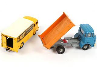 Lot 281 - DINKY TOYS (FRANCE) (2)