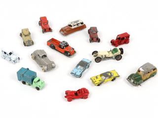 Lot 61 - DIVERS (14)