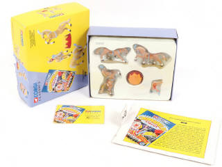 Lot 204 - CORGI TOYS (GB) (6)