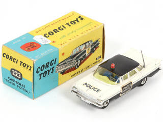 Lot 187 - CORGI TOYS (GB) (1)