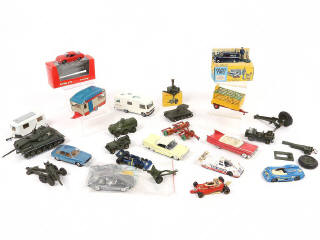 Lot 40 - DIVERS (25)