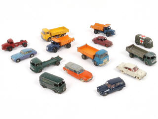 Lot 32 - DIVERS (14)