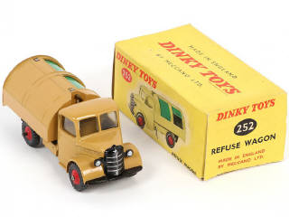 Lot 231 - DINKY TOYS (GB) (1)