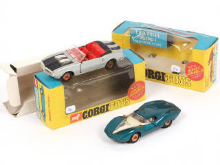 Lot 104 - CORGI TOYS (GB) (2)