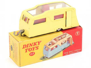 Lot 203 - DINKY TOYS (GB) (1)