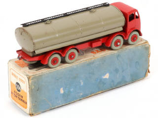 Lot 232 - DINKY TOYS (GB) (1)