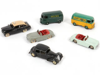 Lot 306 - DINKY TOYS (FRANCE) (6)