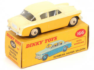 Lot 215 - DINKY TOYS (GB) (1)