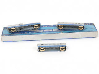 Lot 250 - DINKY TOYS (GB) (1)