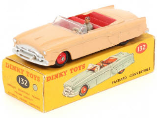 Lot 205 - DINKY TOYS (GB) (1)