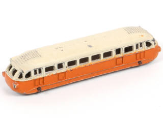 Lot 243 - DINKY TOYS (FRANCE) (1)