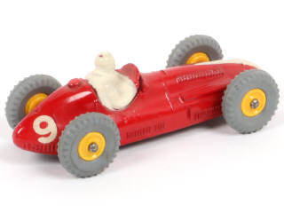 Lot 174 - DINKY TOYS (GB) (1)