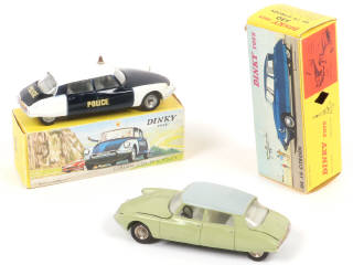Lot 250 - DINKY TOYS (FRANCE) (2)