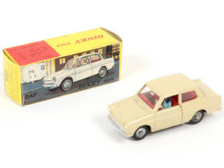 Lot 245 - DINKY TOYS (FRANCE) (1)