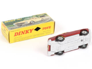 Lot 247 - DINKY TOYS (FRANCE) (1)