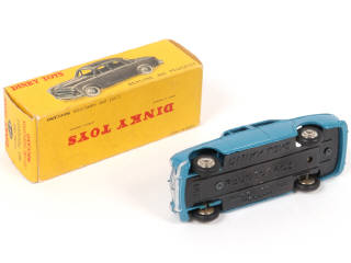 Lot 228 - DINKY TOYS (FRANCE) (1)