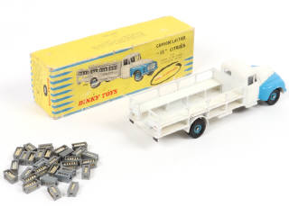 Lot 249 - DINKY TOYS (FRANCE) (1)
