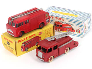 Lot 200 - DINKY TOYS (GB) (2)