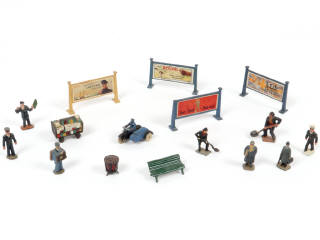Lot 7 - DIVERS (16)