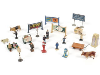 Lot 11 - DIVERS (23)