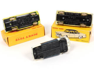 Lot 206 - DINKY TOYS (GB) (3)