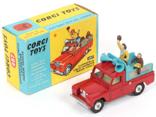 Lot 270 - CORGI TOYS (GB) (1)