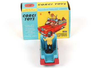 Lot 270 - CORGI TOYS (GB) (1)