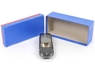 Lot 439 - DINKY TOYS (FRANCE) (1)