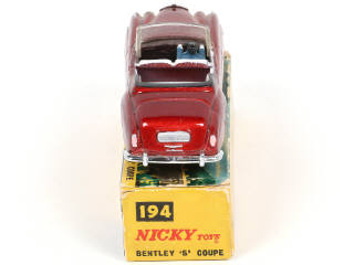Lot 464 - NICKYTOYS (INDE) (1)