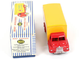 Lot 535 - DINKY TOYS (GB) (1)