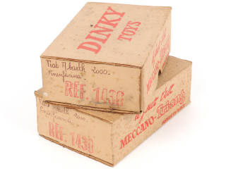 Lot 424 - DINKY TOYS (FRANCE) (2)