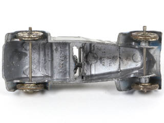 Lot 396 - DINKY TOYS (FRANCE) (1)