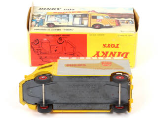 Lot 445 - DINKY TOYS (FRANCE) (1)