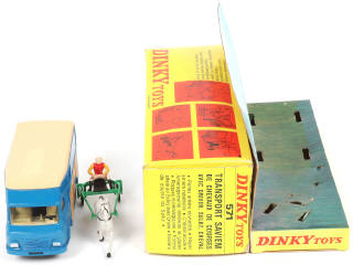 Lot 447 - DINKY TOYS (FRANCE) (1)