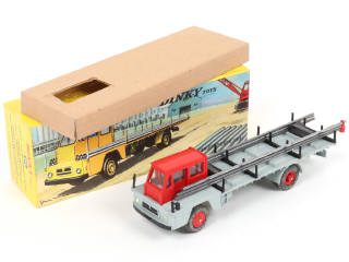 Lot 459 - DINKY TOYS (FRANCE) (1)