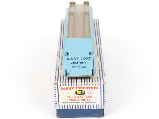 Lot 544 - DINKY TOYS (GB) (1)