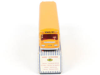 Lot 547 - DINKY TOYS (GB) (1)