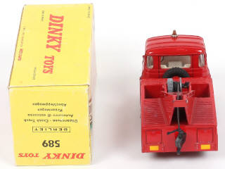Lot 452 - DINKY TOYS (FRANCE) (1)