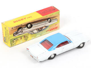 Lot 533 - DINKY TOYS (GB) (1)