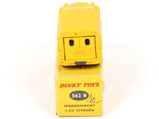Lot 435 - DINKY TOYS (FRANCE) (1)